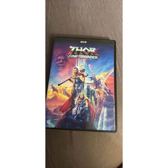Other - Thor Love and Thunder DVD Marvel Studios